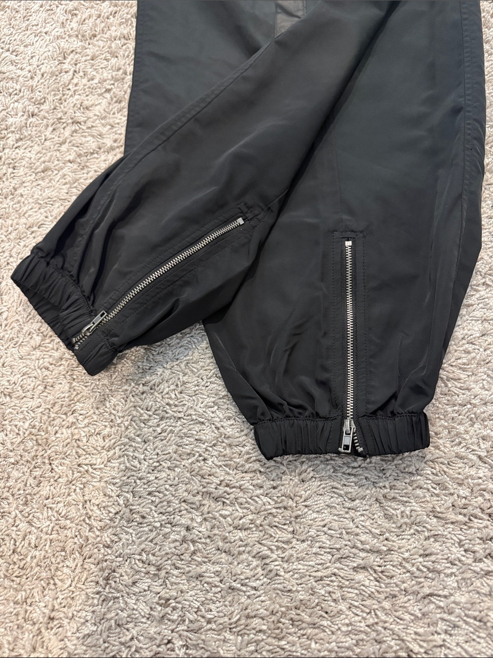 Black Elastic-Waist Capris with Side Satin Panels and Ankle Zips - Picture 6 of 10